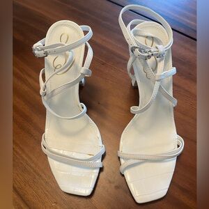 Sam Eldeman NWOB 6.5 White Heels